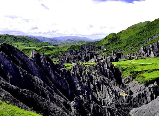 墨石？甘孜還藏著這樣的地質(zhì)公園